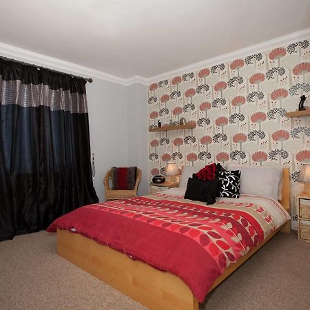 Riverbank View Three Bedroom Apartment With Free Parking York Eksteriør billede