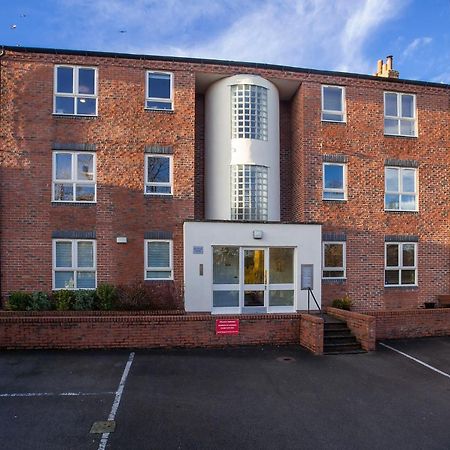 Riverbank View Three Bedroom Apartment With Free Parking York Eksteriør billede